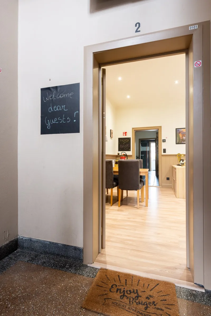 Gevel van een eigen vakantiewoning van Guestflow in Brugge