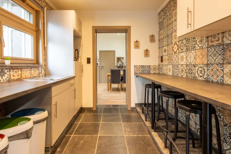 Interieurfoto van een keuken in een van de eigen vakantiewoningen in Brugge